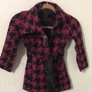Yoki houndstooth coat